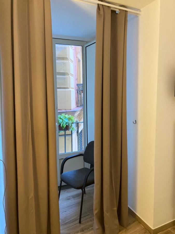International Garibaldi * Apartment Napoli Bagian luar foto