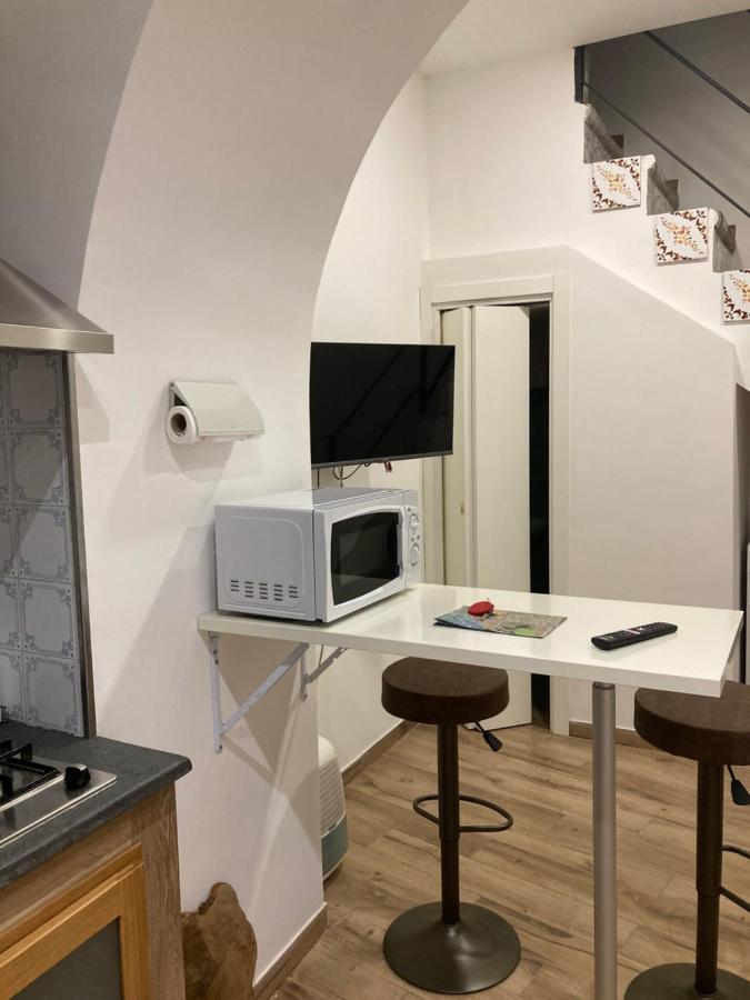International Garibaldi * Apartment Napoli Bagian luar foto